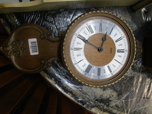 lot 1724 image: Wall clock
