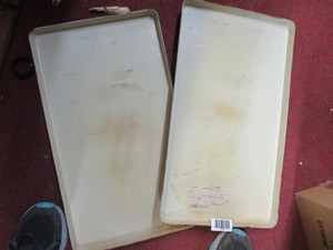 lot 1754 image: 2 baking sheets