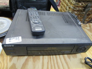 lot 1756 image: Sony VCR