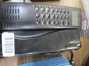 lot 1790 image: Old Mitzubishi cell phone for auto