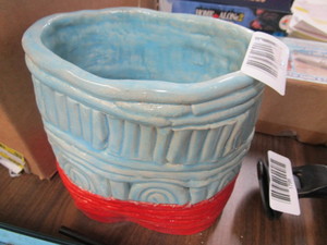 lot 1796 image: Clay vase