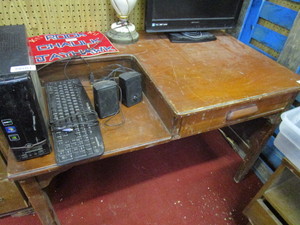 lot 25903 image: Wooden computer desk