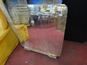 lot 25934 image: Antique dresser mirror