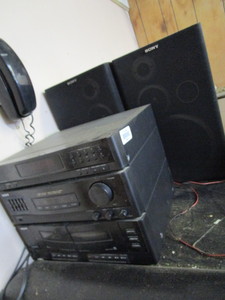 lot 25944 image: Sony Home stack stereo system