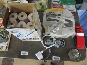 lot 25971 image: Miscellaneous lot of stuff