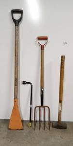 lot 28020 image: Lot of Landscaping Tools & More
