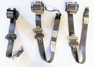 lot 28044 image: 3 Automobile Seat Belts - Model # 86884 ZT50B - Nissan - Mfd. Date 12011