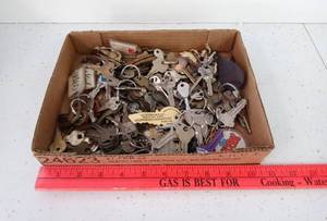 lot 28048 image: Box of Keys - Some Very Old