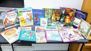 lot 28069 image: Lot of 21 Childrens Books Disney, Dolphins, Sofia, Minnie & So Many More