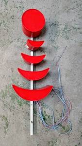 lot 28108 image: Commercial Marquee Electric Sign Letter i (27.5 H x 12 W x 6.5 D) More Measurements in Photos