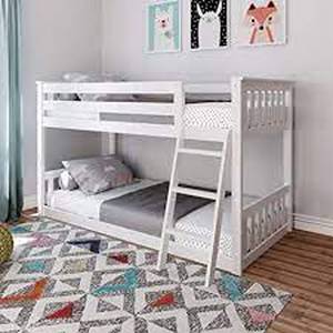 lot 4151 image: Max & Lily Low Bunk Bed