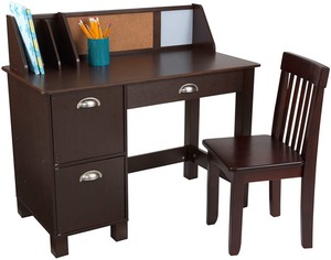 lot 4162 image: Kids Desk w Chair