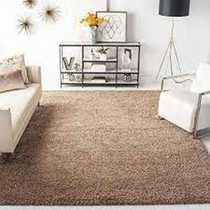 lot 4166 image: SAFAVIEH Milan Shag Collection Area Rug