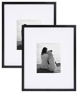 lot 4194 image: Uniek Inc Picture Frames