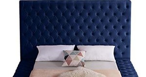 lot 3169 image: Meridian Furniture Bliss Collection Modern  Contemporary Velvet Upholstered Headboard with Deep Button Tufting, Navy, King