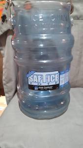 lot 1483 image: Original Safe Ice Tote