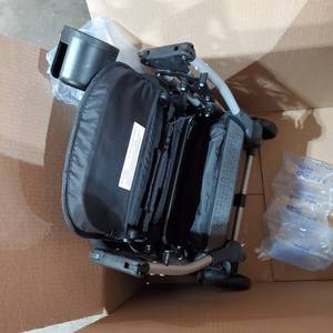 lot 2024 image: SAFETY FIRST BABY STROLLER BLACK MODEL CV284FHB