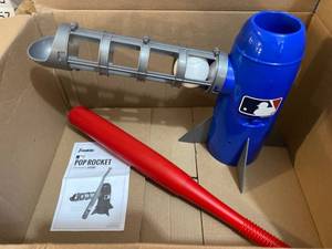 lot 2151 image: Franklin Pop Rocket 64080