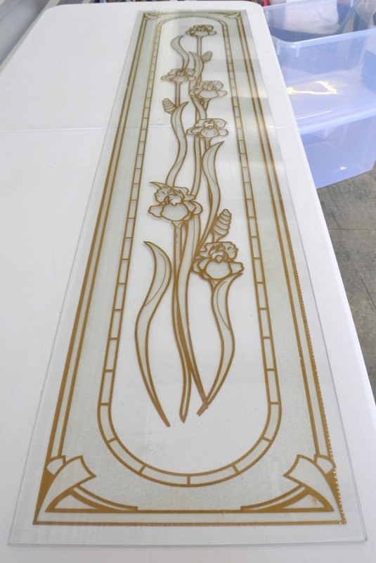 lot 1006 image: Vintage Pane of Glass