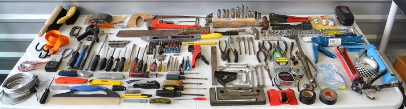 lot 1014 image: Tools