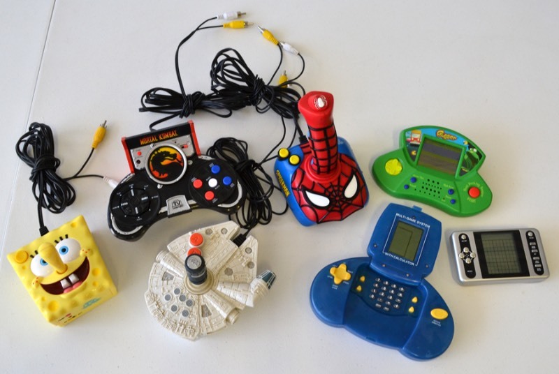lot 1022 image: Plug n Play Games
