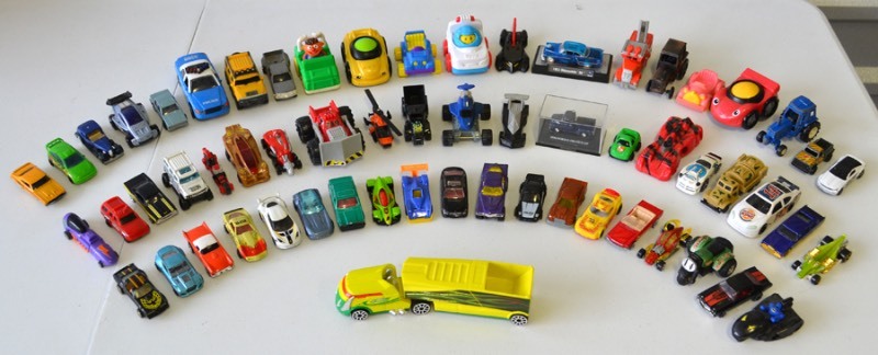 lot 1061 image: Hot Wheels Lot 1
