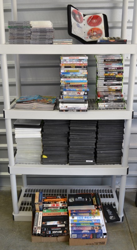 lot 1104 image: Empty DVD and CD Cases