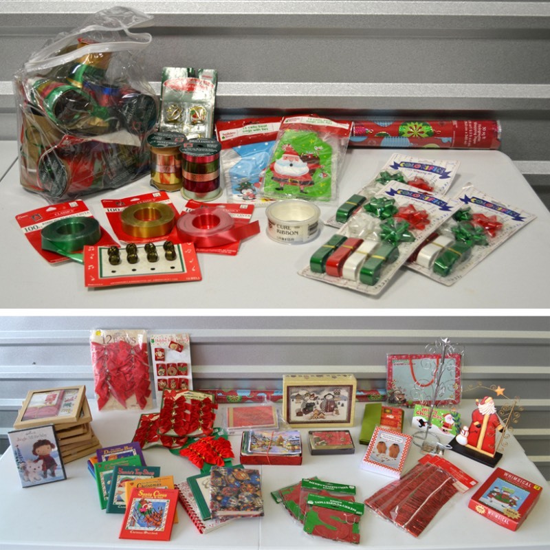 lot 1119 image: Christmas Cards, Wrapping Paper, Bows, Etc.