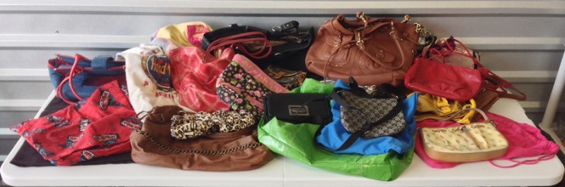 lot 1126 image: Purses