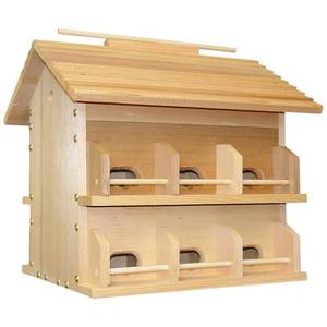 lot 3057 image: Heath Outdoor Products Wood Starling Resistant Martin Bird House