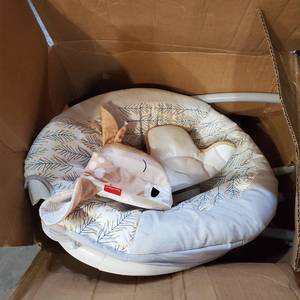 lot 3087 image: FISHERPRICE BABY SWING