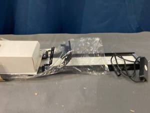 lot 3132 image: Hygger 20W Full Spectrum Aquarium Light with Aluminum Alloy Shell Extendable Brackets, White Blue Red LEDs, External Controller, for Freshwater Fish Tank (30-36 inch)