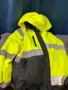 lot 3165 image: Pyramex Rj31 Series Lumen X Class 3 Fleece Bomber Safety Jacket Lime Small