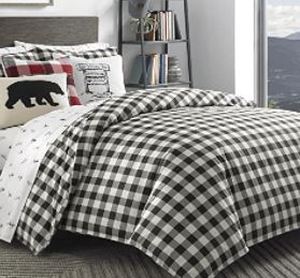 lot 3078 image: EDDIE BAUER KING COMFORTER SET BLACK AND WHITE PLAID
