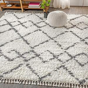 lot 19060 image: JONATHAN Y Tassel Geometric Denim, EasyCleaning,Bed,LivingRms, NonShedding Mercer Shag Plush Moroccan Tribal Trellis Area Rug for Bedroom Kitchen Living Room Indoor Decor, 8 X 10, CreamGrey