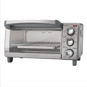 lot 19124 image: BLACKDECKER 4-Slice Toaster Oven, Easy Controls, Stainless Steel, TO1760SS