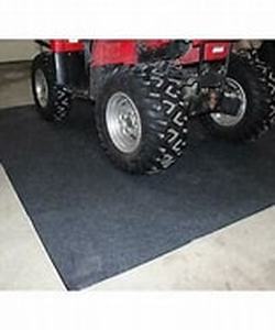 lot 8435 image: Armor All Small Vehicle Mat 88x100