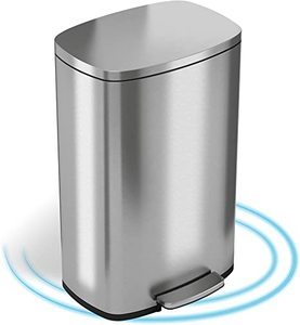 lot 8254 image: Small Silver Step Trash Can, Roughly 3 Gallons