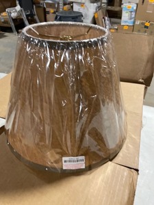 lot 61534 image: Lamp Shade