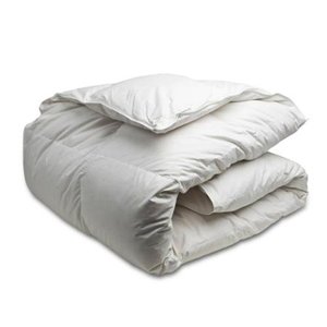 lot 61537 image: Canadian Down & Feather Company White Goose Down Comforter (Summer Weight)