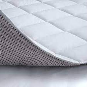 lot 61586 image: Duck & Goose Co Airflow Mattress Pad, Full Size