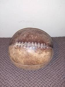 lot 601 image: AntitLeather Medicine Ball