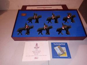lot 1266 image: Toy Soldiers - Britains 5295 The Life Guards Mounted Band Set 2, & Fitted Box & Original Outer