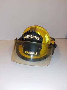 lot 502 image: 1990s Avondale Firefighter Helmet