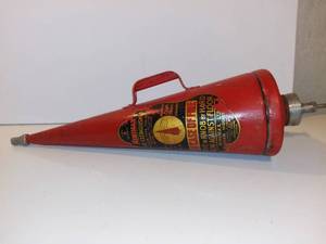 lot 530 image: Antique Minimax Fire Extinguisher