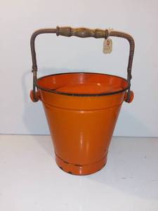 lot 539 image: Vintage German Diaper Pail