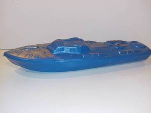 lot 559 image: Vintage Plastic PT-109 Boat - Empire