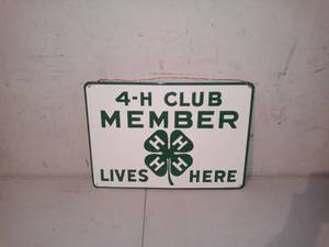 lot 1219 image: Small Enamel 4H Lives Matter Sign