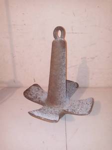 lot 1224 image: Old Timey Cast Iron Boat Anchor