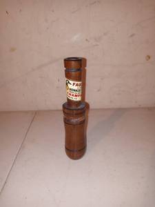 lot 1231 image: Old School Faulks M-100 Honker Call